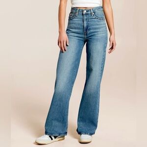 Levi’s RIBCAGE WIDE LEG Jeans 26 MOST FLATTERING denim Jean!!
